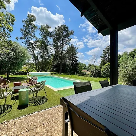 Magnifique En Dordogne Piscine Chauffee Saint-Aulaye-Puymangou